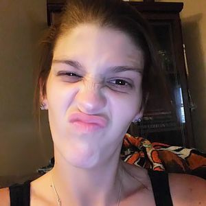 Meet your Posher, Toshia